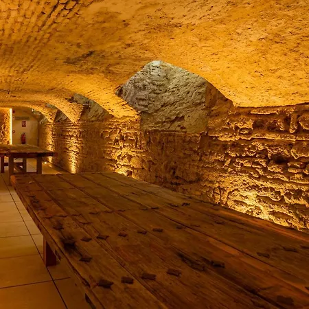 Casa Del Cardenal