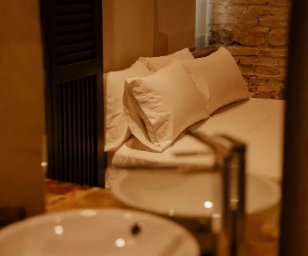 Casa Del Cardenal Apartment *